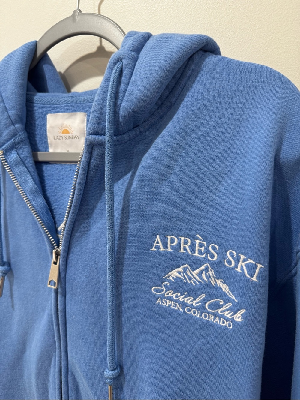 Lazy Sunday Sz Medium Aspen Colorado Zip Up Hoodie Ski Social‎ Club Martini - Picture 4 of 6